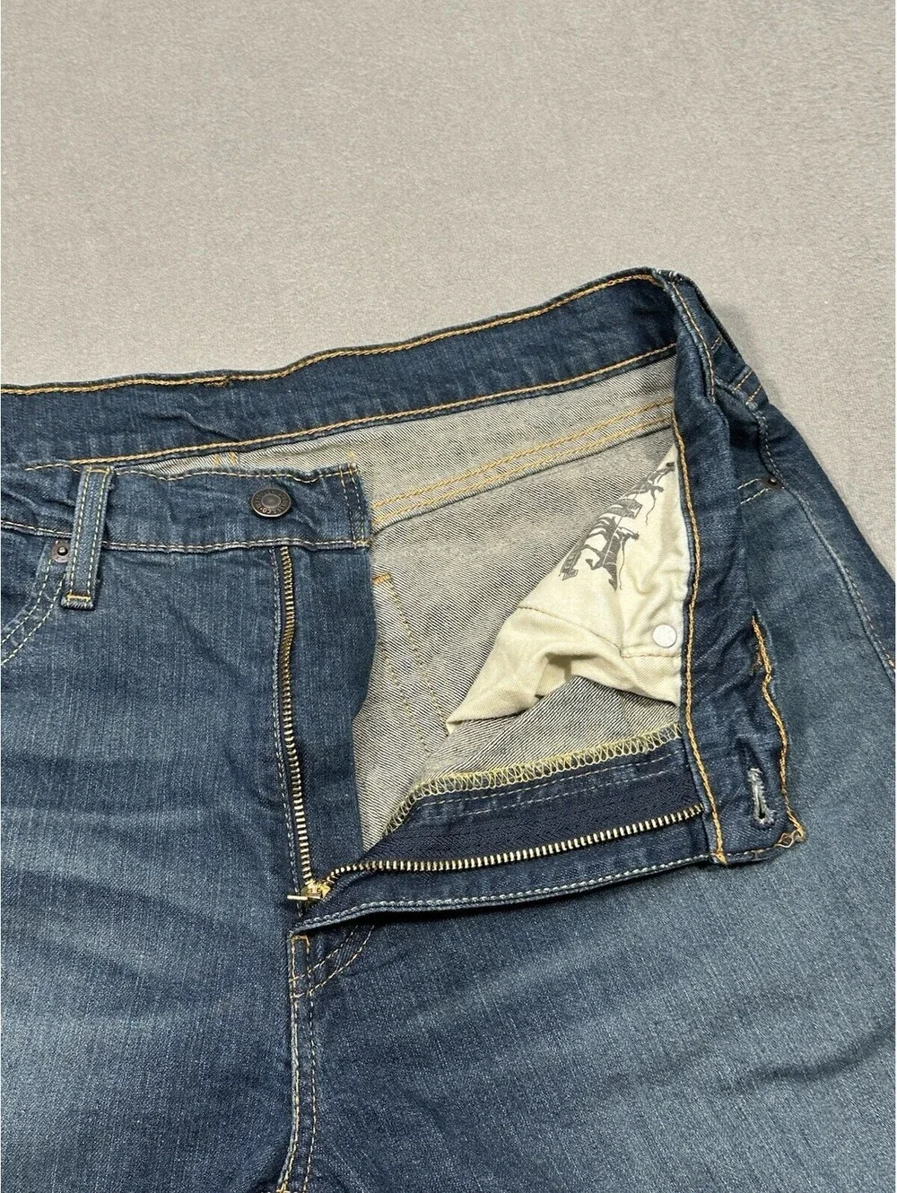 Levi’s 514 Men’s Jeans Blue Denim W34 L30.5 Straight Fit